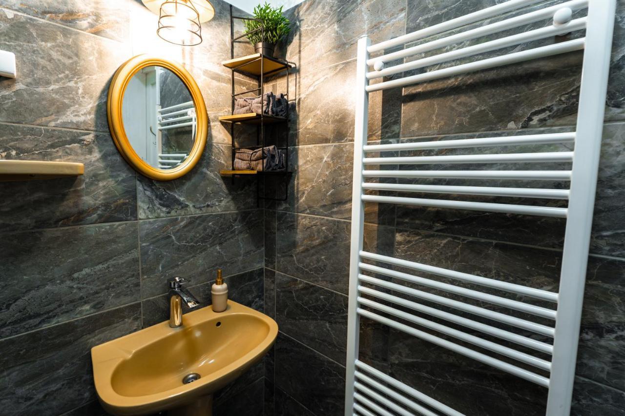 Palace Quarter Suite Budapest Exterior foto