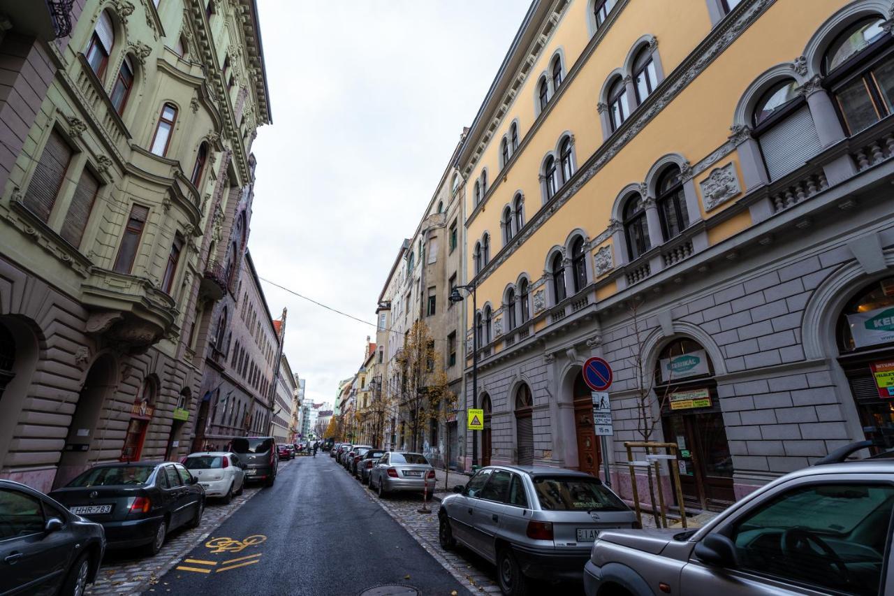 Palace Quarter Suite Budapest Exterior foto