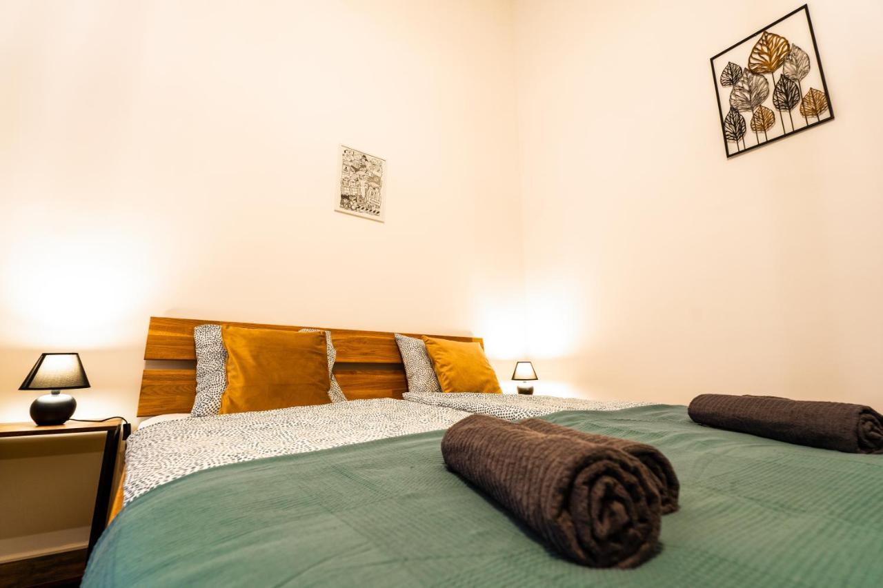 Palace Quarter Suite Budapest Exterior foto