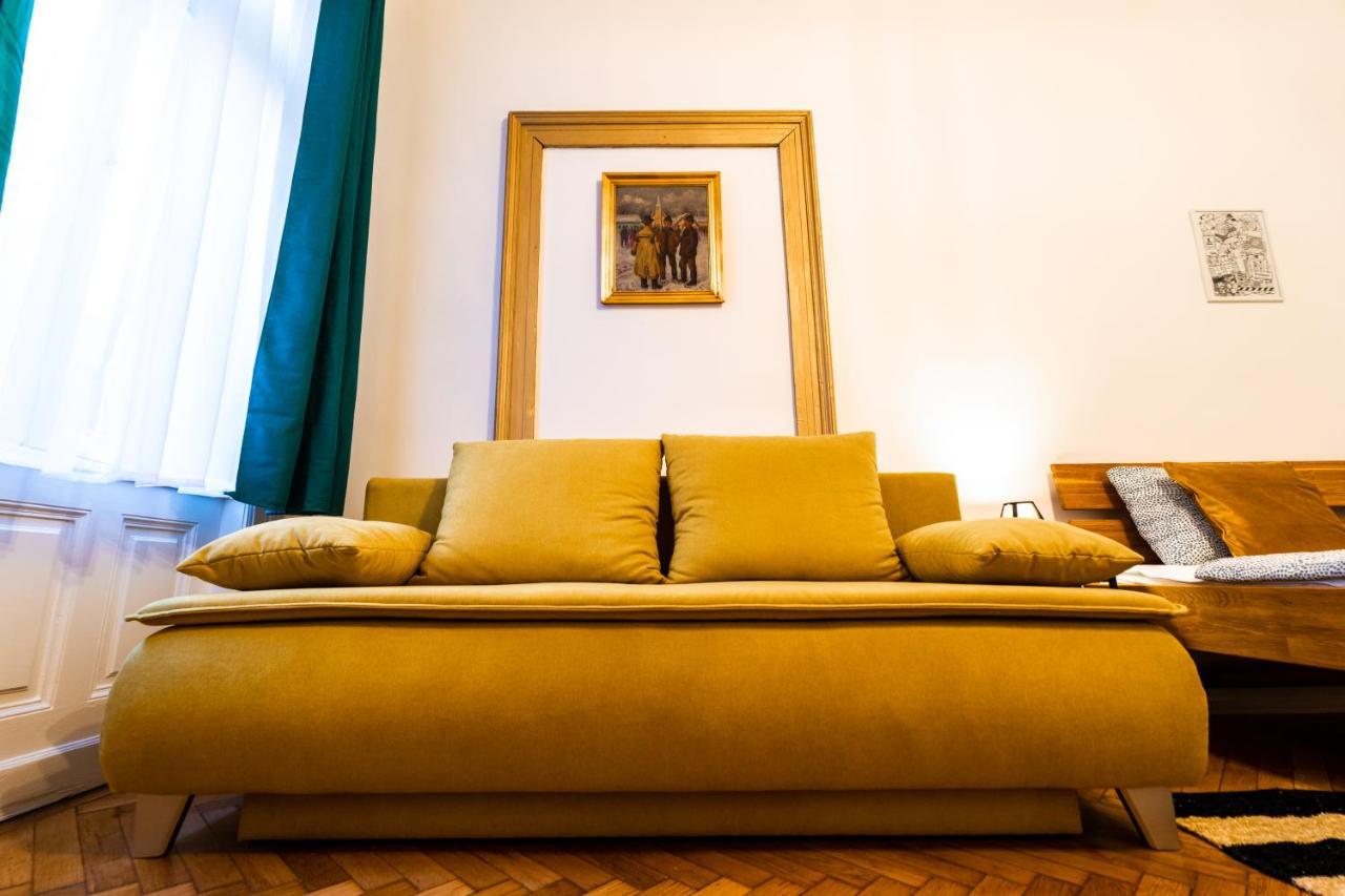 Palace Quarter Suite Budapest Exterior foto